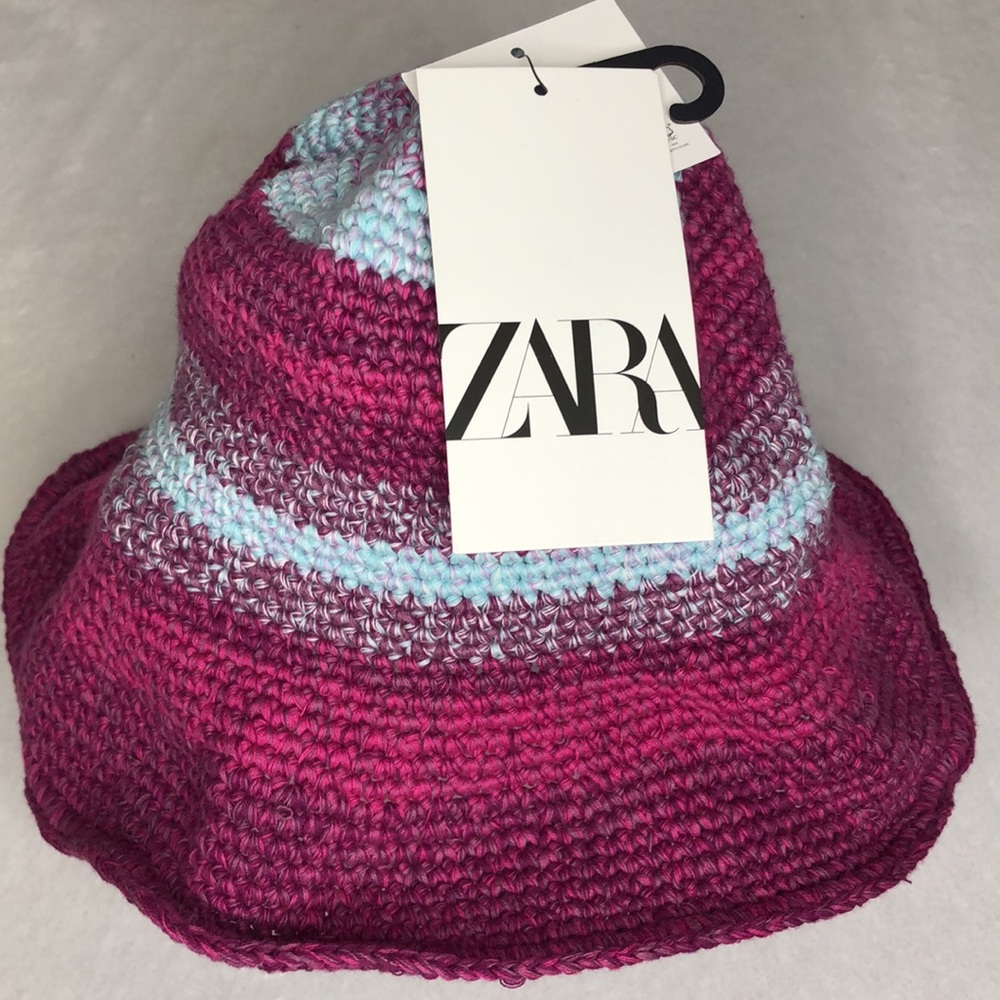 Zara Handmade Knit Bucket Hat Pink Blue S-M - Picture 3 of 7